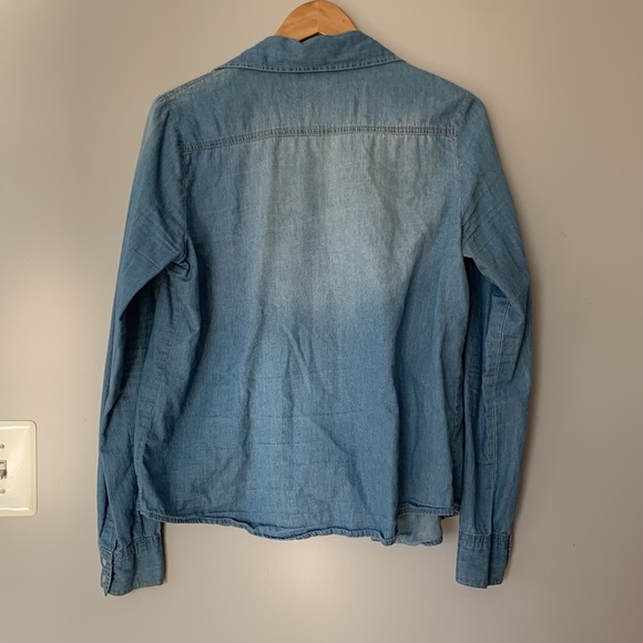 Light weight denim button up - Picture 9 of 9